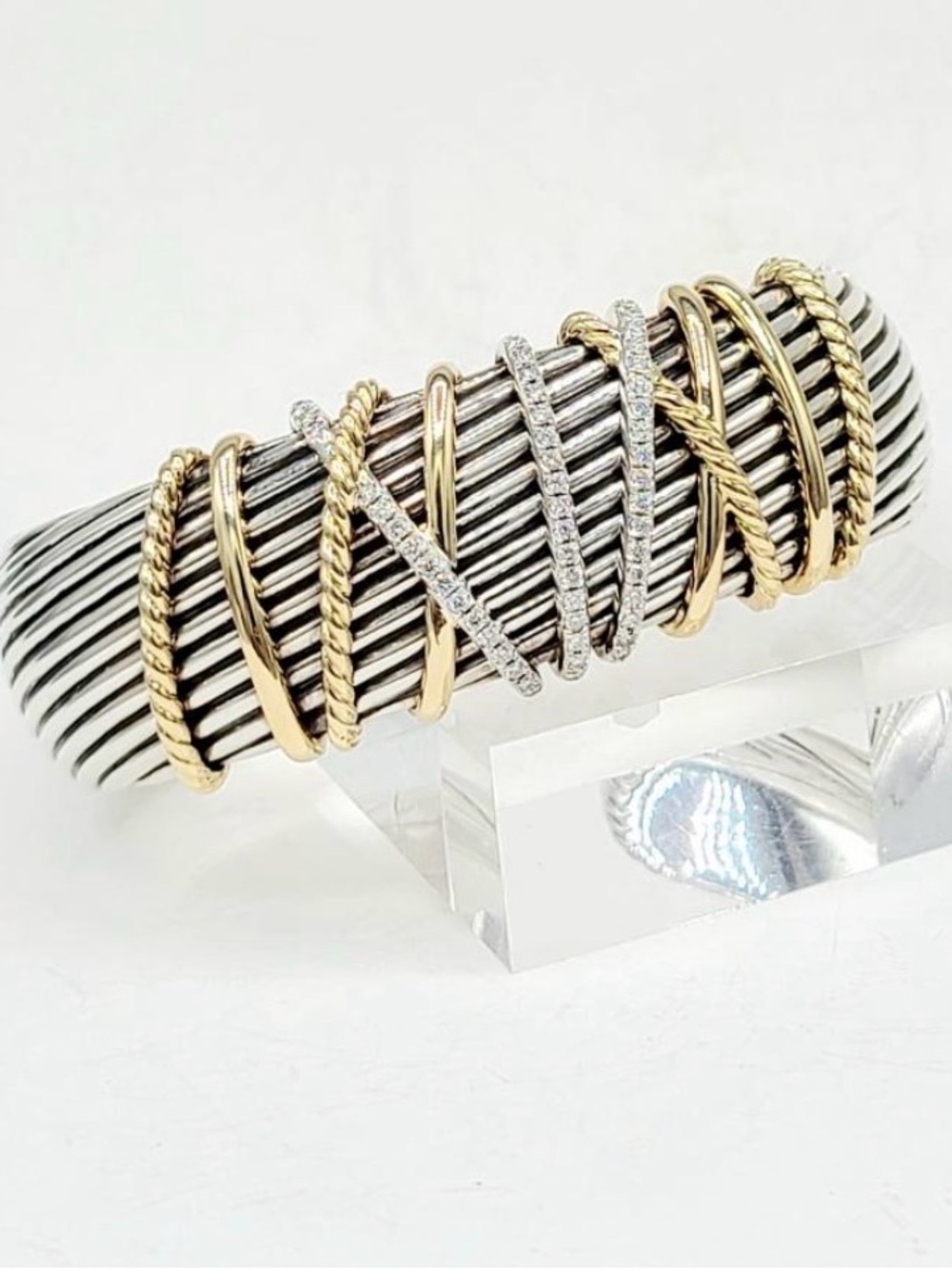 David Yurman Helena Cuff Bracelet With 18k Gold And Pave Diamonds - Picture 14 of 16